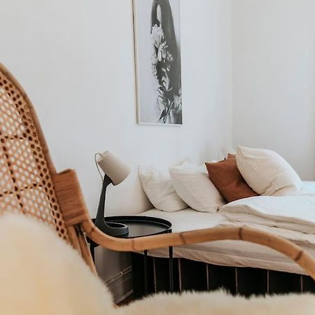 Altbautraum! 2 Zimmer Mit 24H Check-In Kiel Exterior foto