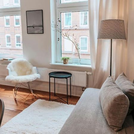 Altbautraum! 2 Zimmer Mit 24H Check-In Kiel Exterior foto