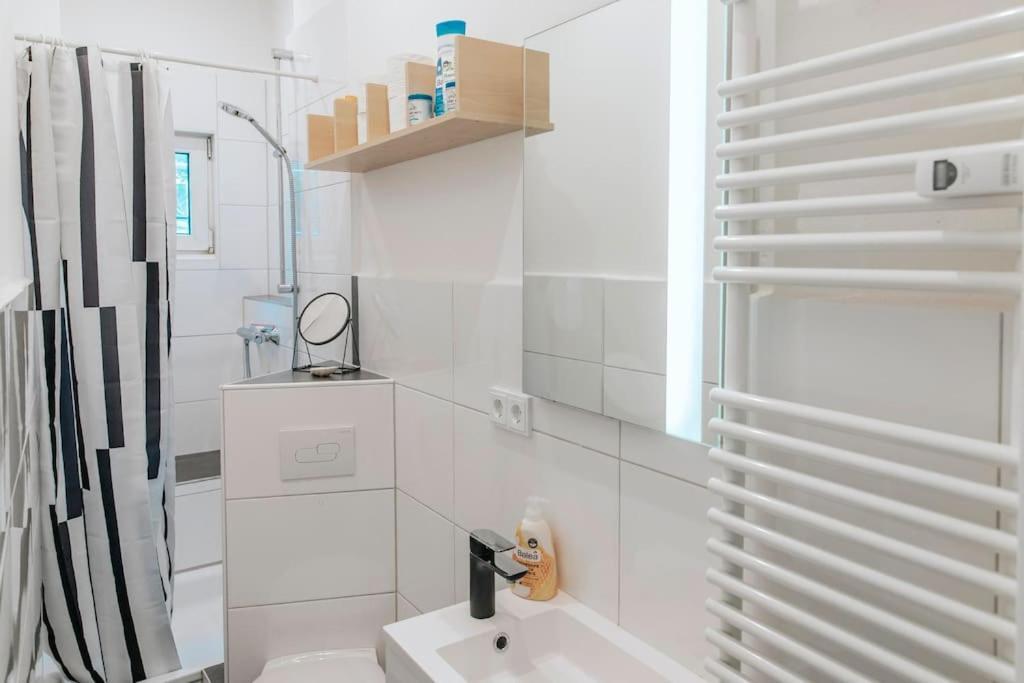 Altbautraum! 2 Zimmer Mit 24H Check-In Kiel Exterior foto