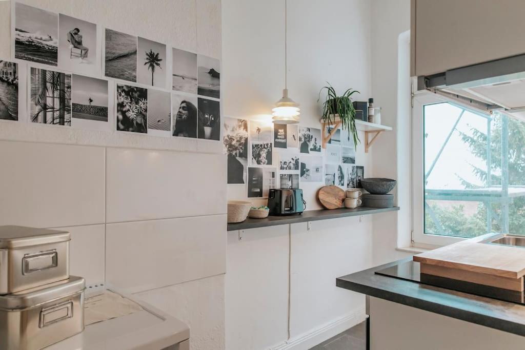 Altbautraum! 2 Zimmer Mit 24H Check-In Kiel Exterior foto